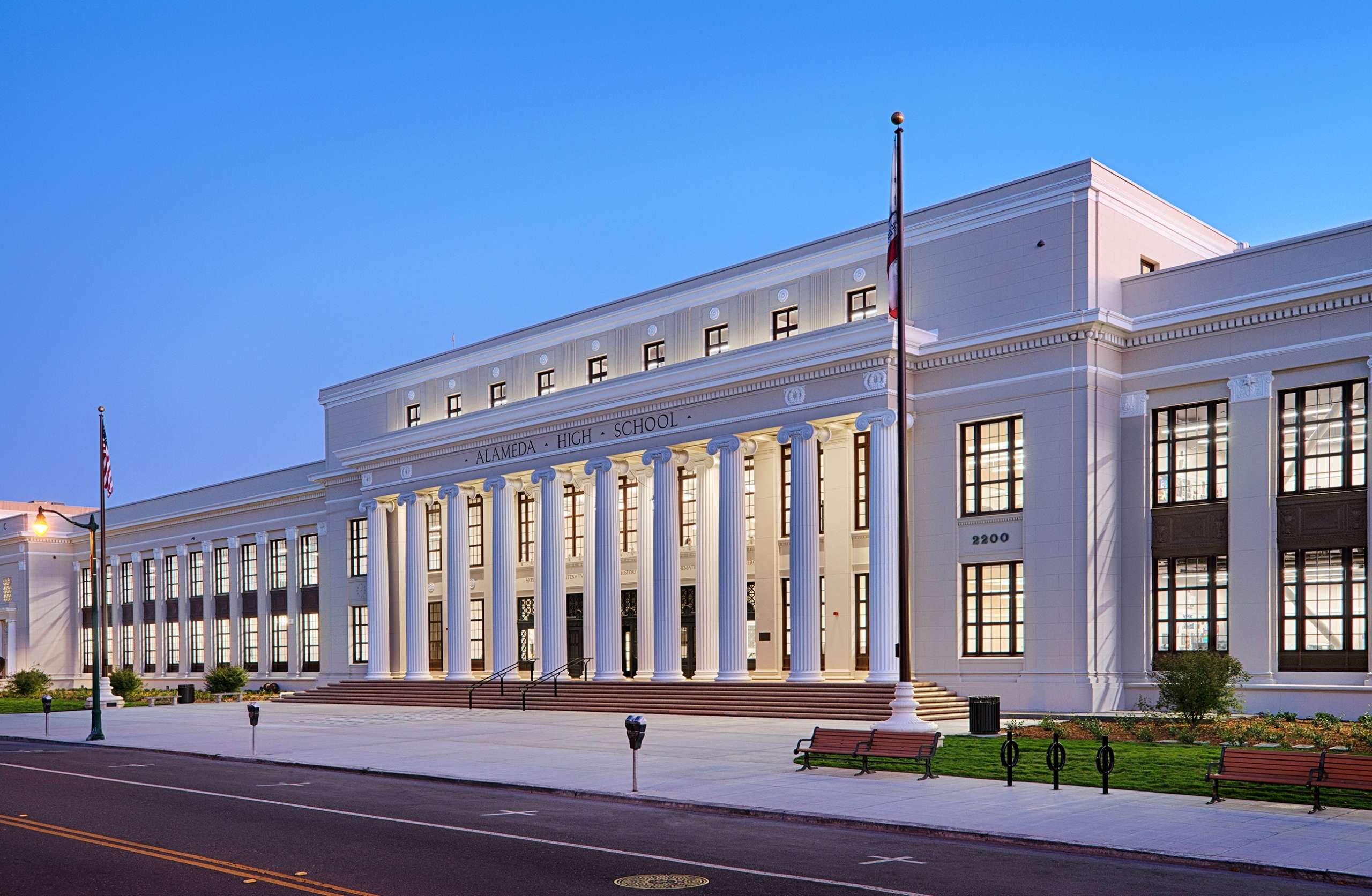 ALAMEDA HIGH SCHOOL HISTORIC HIGH SCHOOL RESTORATION & MODERNIZATION