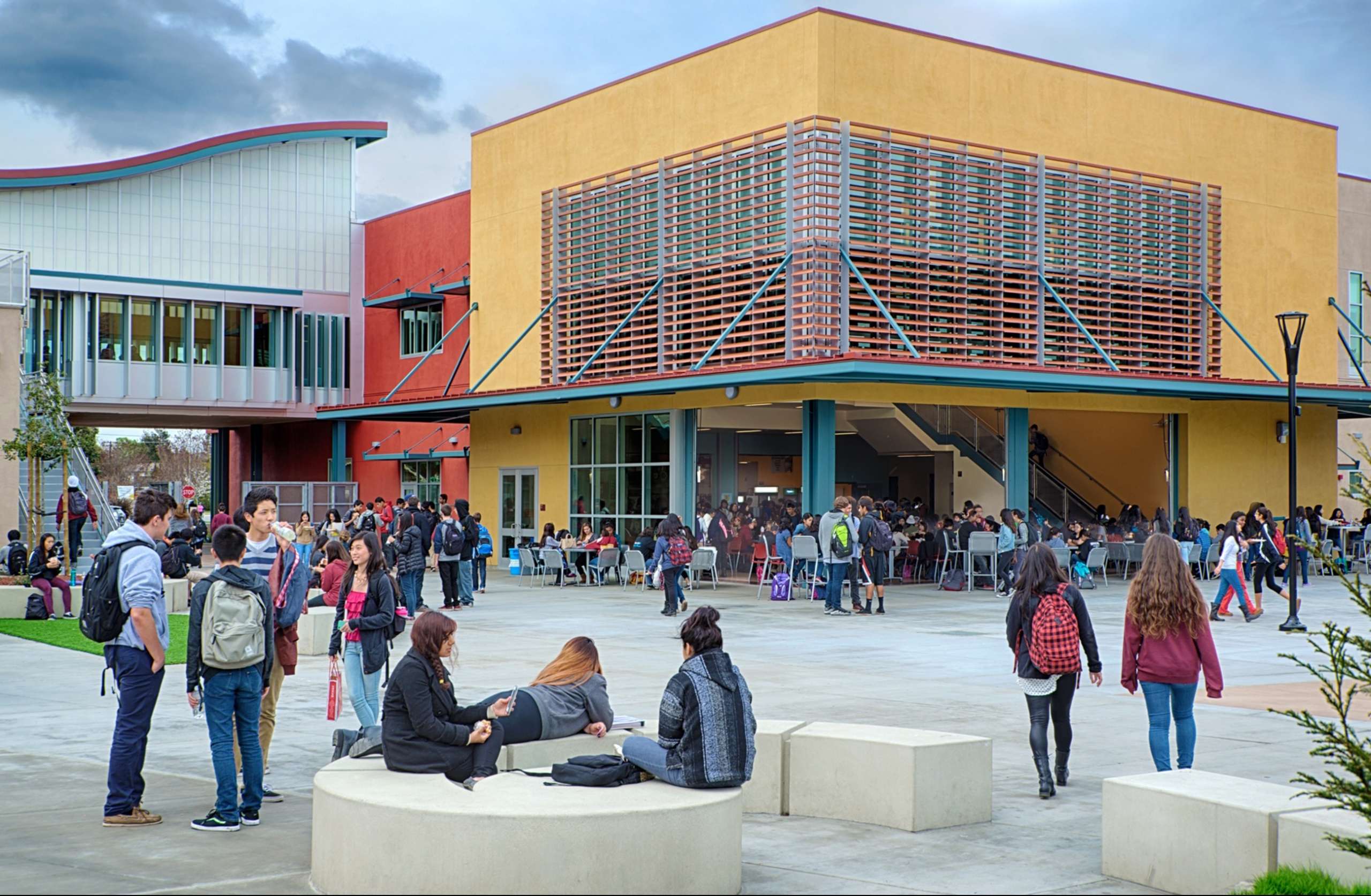 CUPERTINO HIGH SCHOOL QUAD