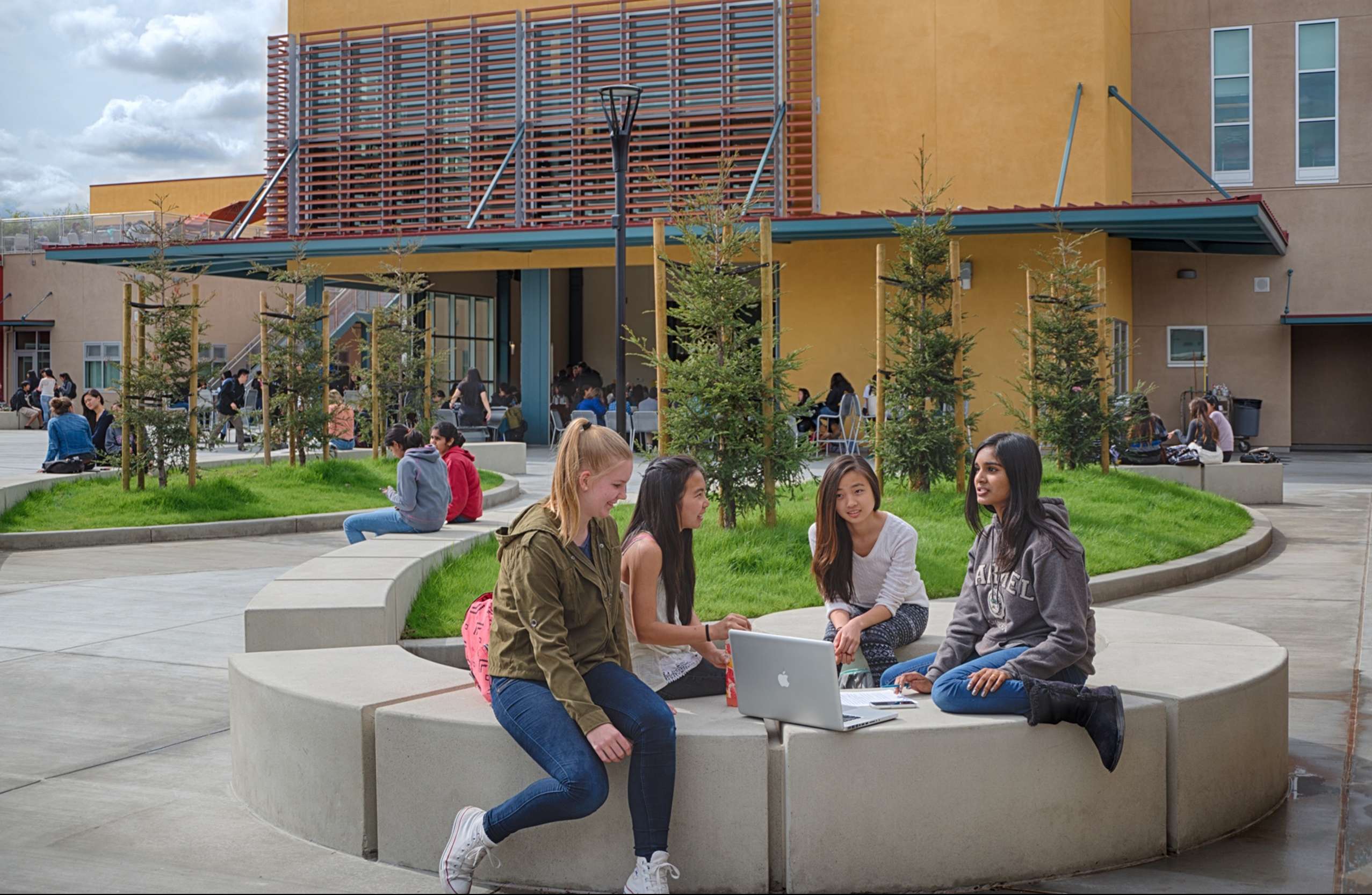 CUPERTINO HIGH SCHOOL QUAD