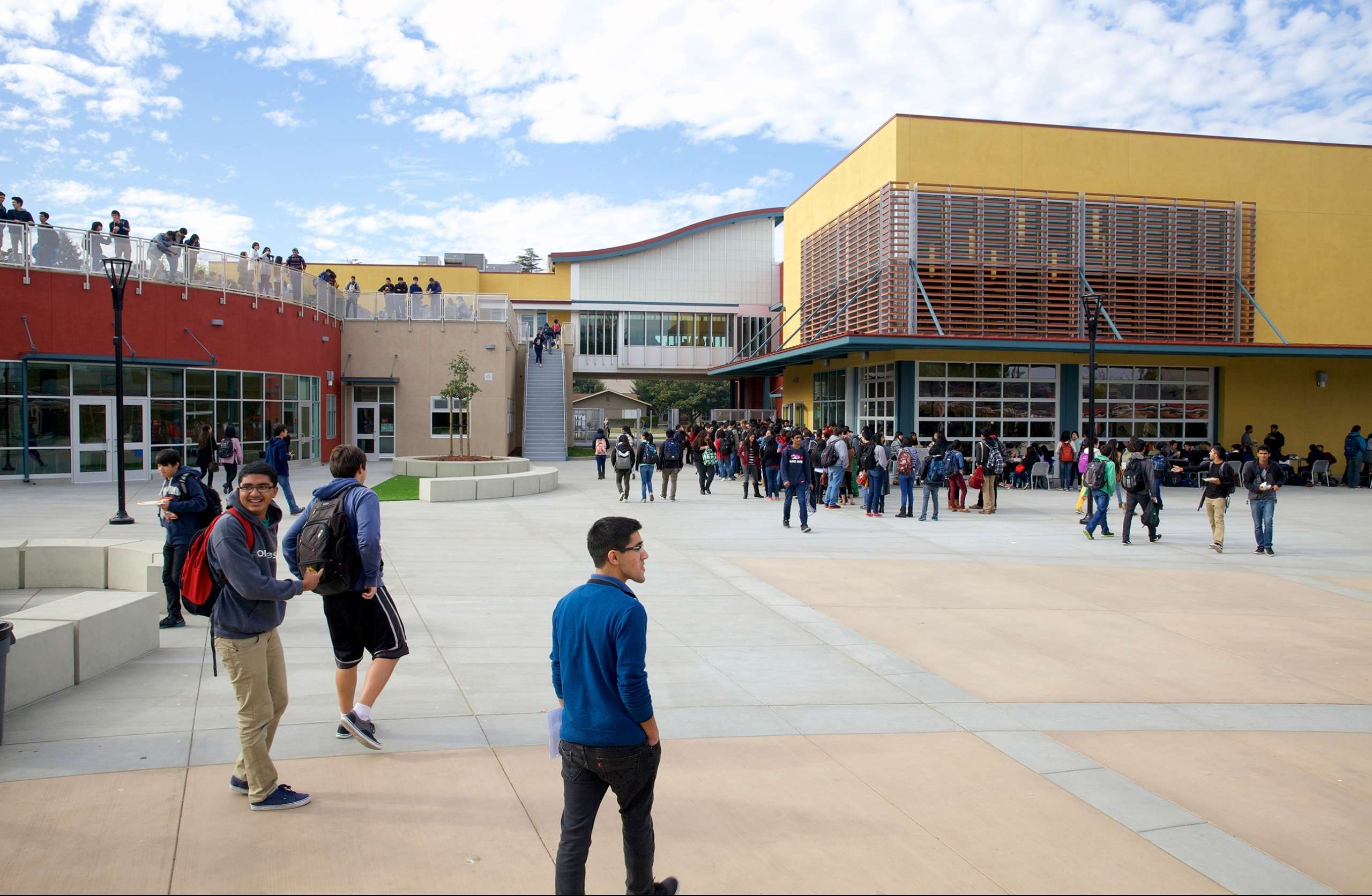 CUPERTINO HIGH SCHOOL QUAD