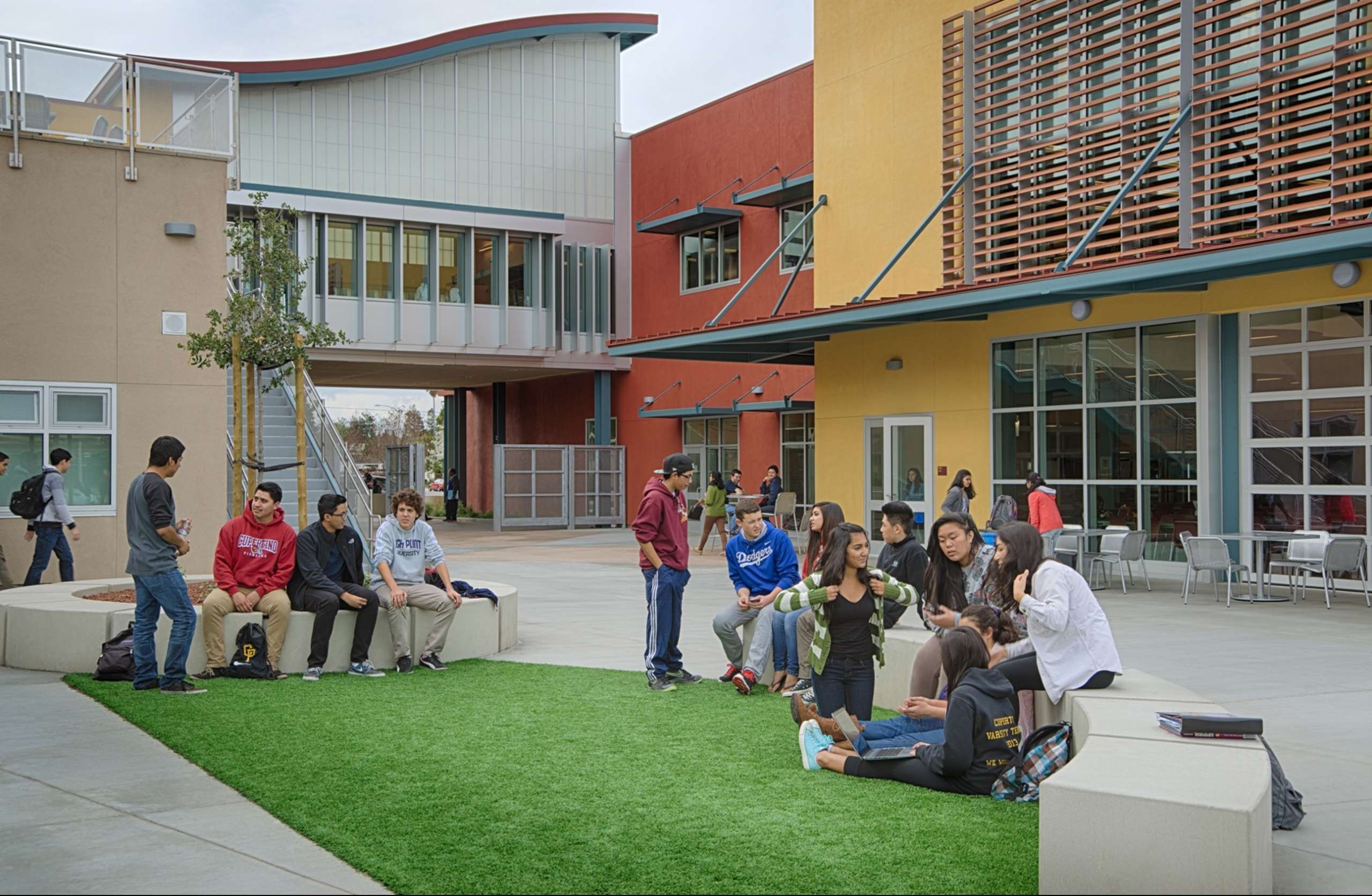 CUPERTINO HIGH SCHOOL QUAD