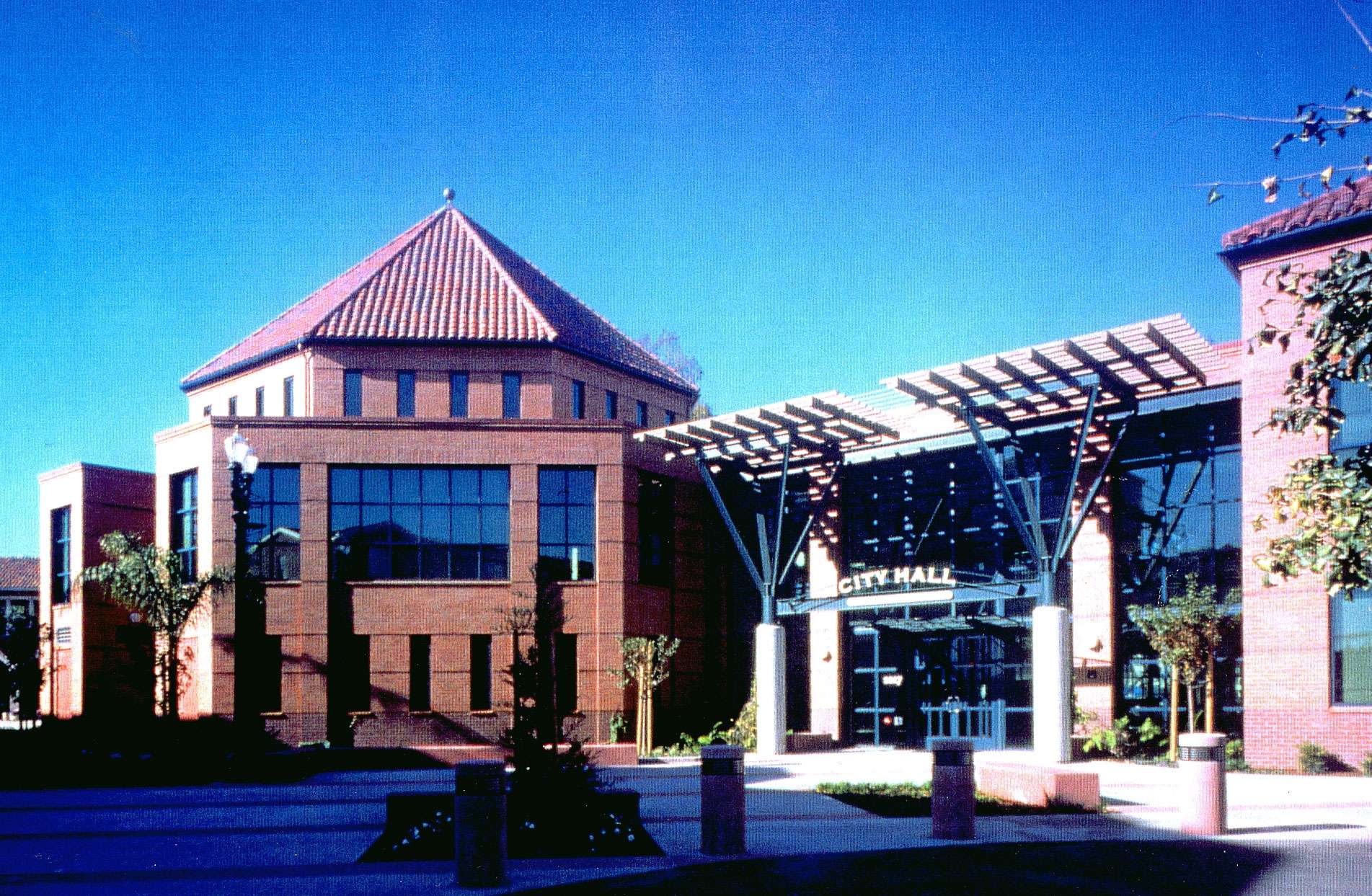 Redwood City Hall