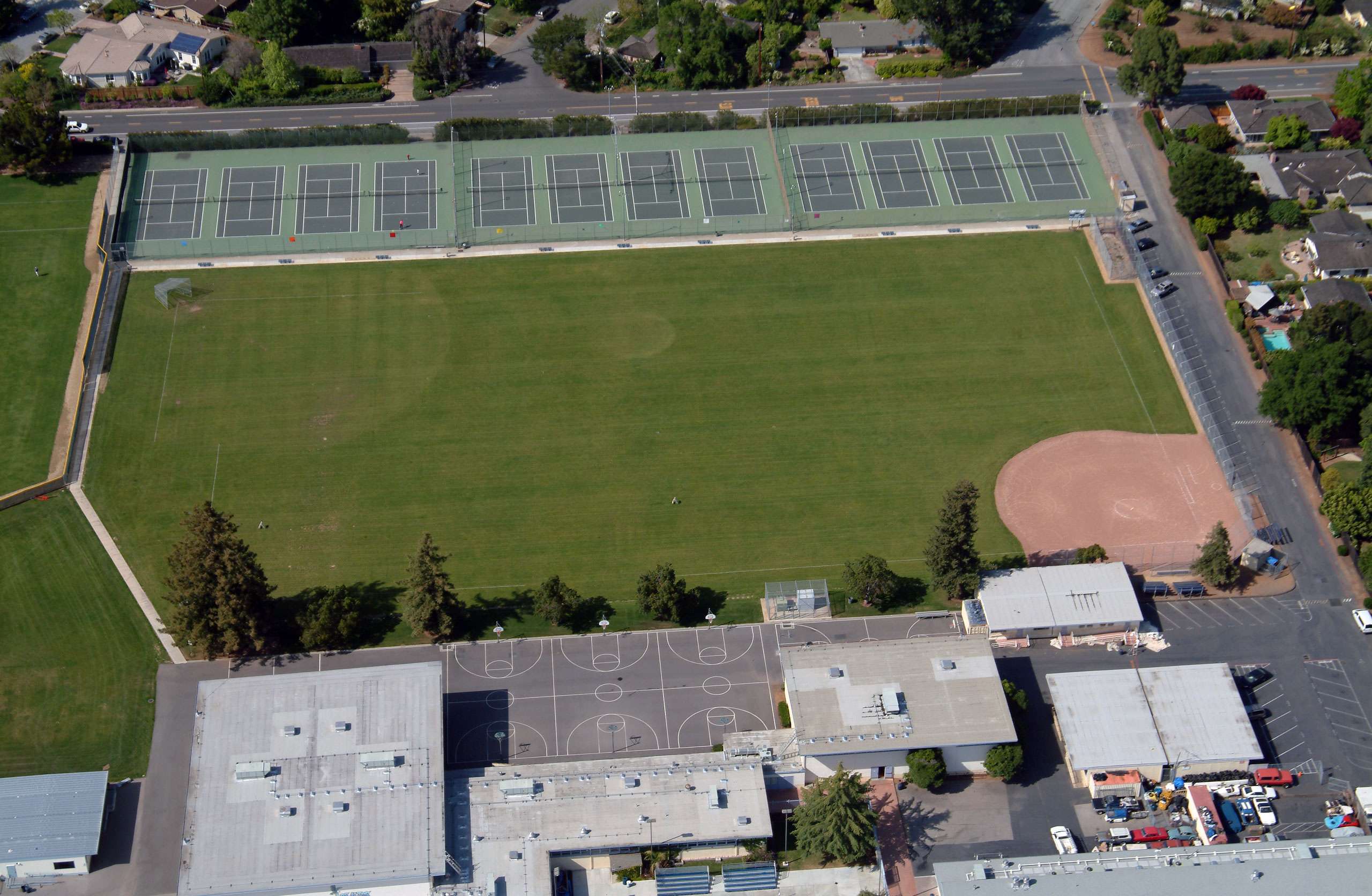 LOS ALTOS HIGH SCHOOL